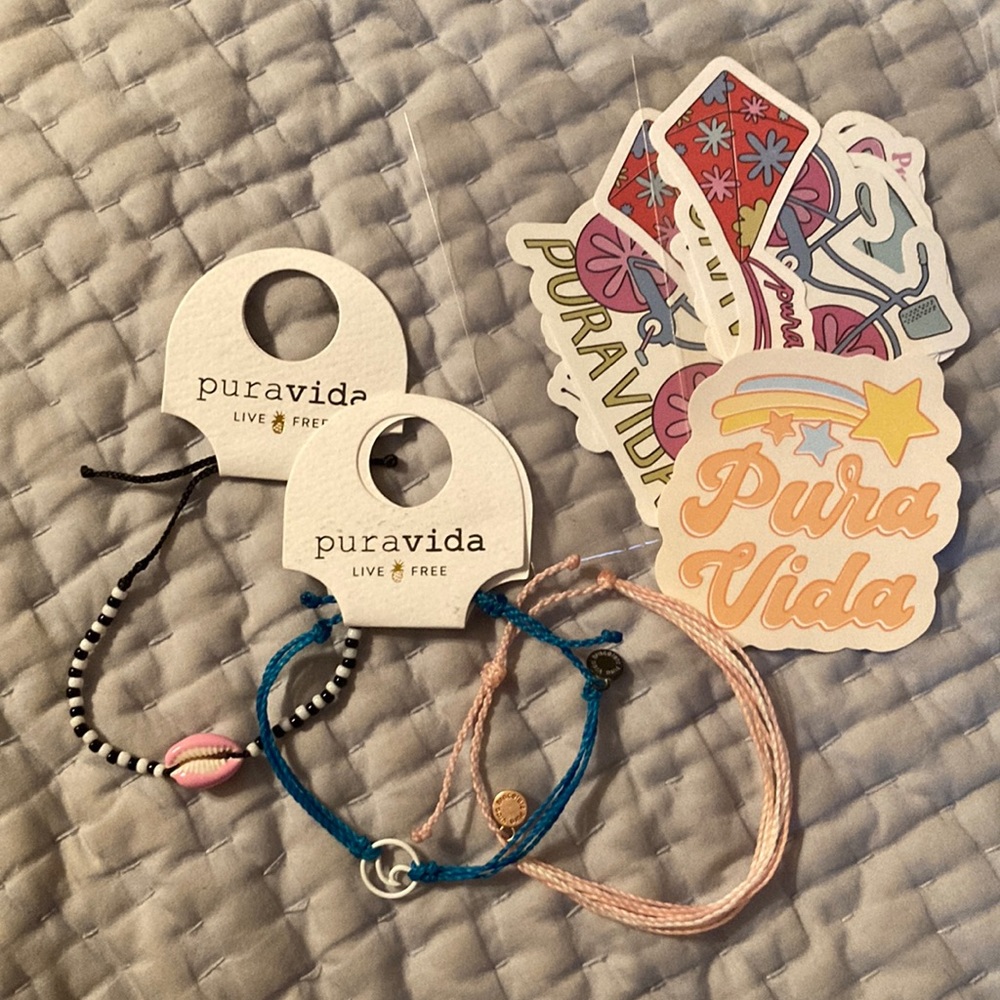 Pura Vida bracelets (three)